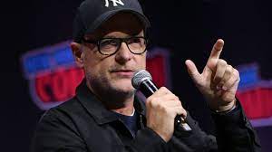 Matthew Vaughn sugiere a Marvel Studios “hacer menos películas y concentrarse en hacerlas geniales”